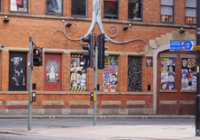 将图片加载到图库查看器,英国曼彻斯特酷玩2小时City Walk