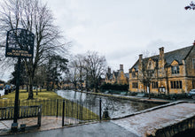 將圖片載入圖庫檢視器 「拼小團」英國"最美鄉村"科茲窩、比斯特折扣村中文一日遊|倫敦往返