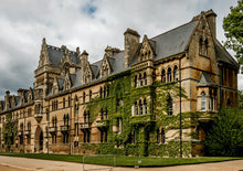 将图片加载到图库查看器,【超值中/英文】英国牛津、华威城堡、莎翁斯特拉特福小镇一日游(伦敦往返)