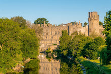 Load image into Gallery viewer, Limited-time offer from June to October: 4-star Chinese-speaking small group tour of Oxford, Cambridge, Windsor, York, Lake District, Edinburgh, and Whitby, UK (5-day leisure tour).