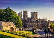 將圖片載入到圖庫檢視器, 約克中文包團講解 York Chinese Guided Tour