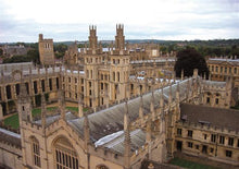 Load image into Gallery viewer, "Quality English Small Group" 2-Day Tour of Windsor Castle, Oxford, Stonehenge, and Bath (Round Trip from London)