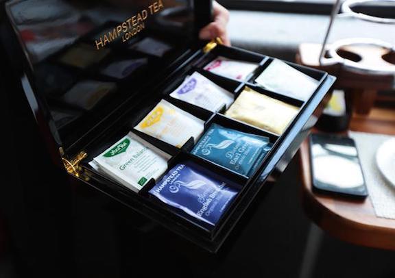 Afternoon Tea Bus with Panoramic Tour of London 