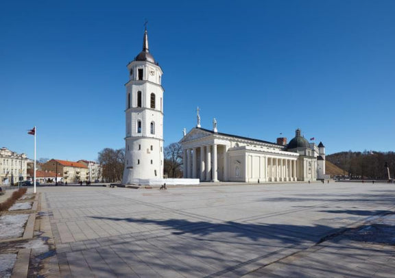 A 7-Day Baltic Tour with a Chinese-Speaking guided small group- Lithuania + Estonia + Latvia + Sweden + Finland 