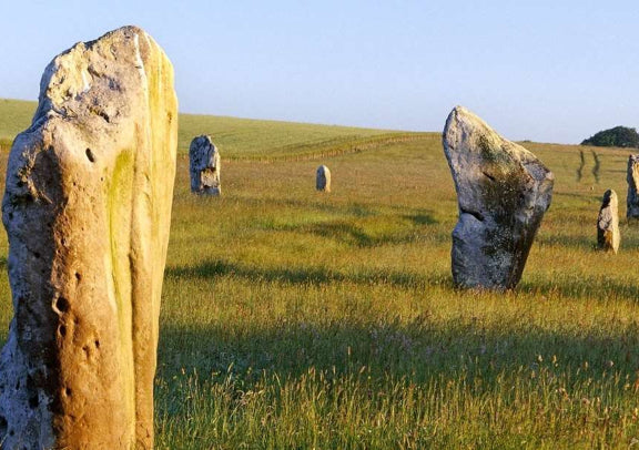 「品质英语小团」巨石阵、科茨沃尔德村庄一日游（布里斯托尔往返）