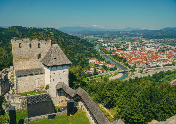 「中文小團」巴爾幹克斯雙國風情4天之旅