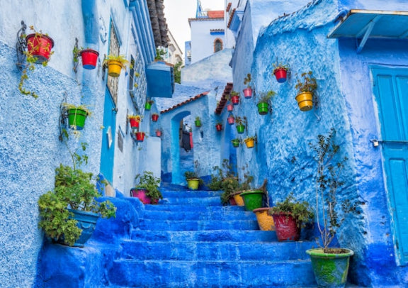 "Chinese-speaking tour" 7-day Morocco fantasy tour featuring North African spy thrillers, round trip from Casablanca/Marrakech (departing Tuesday/Saturday) 