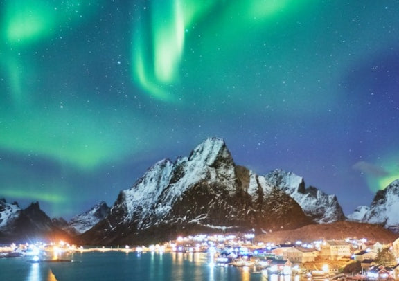 "Small Group Chinese Tour" 6-Day Northern Norway Trip: Tromsø, Senja, and Lofoten Islands