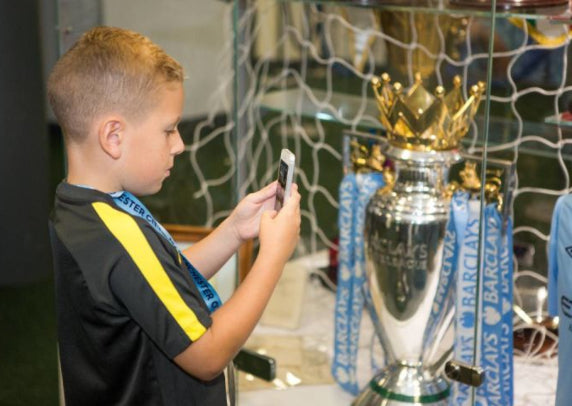 Self-Guided Train Tour to Manchester with Etihad Stadium Tickets | Roundtrip from London (Second Reconfirmation Required) 