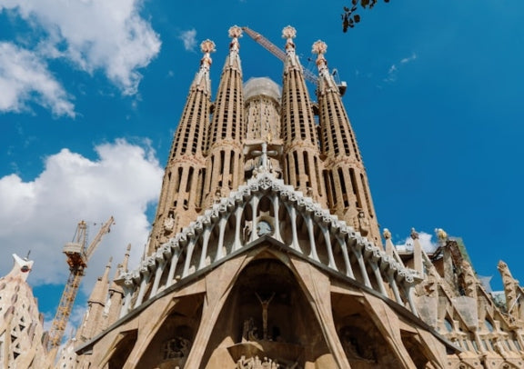 "Chinese Group" 9-Day Journey: Flavors of Spain & Portugal + Panoramic Catalonia