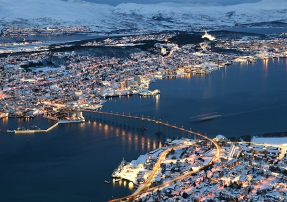 "Small Group Chinese Tour" 6-Day Northern Norway Trip: Tromsø, Senja, and Lofoten Islands