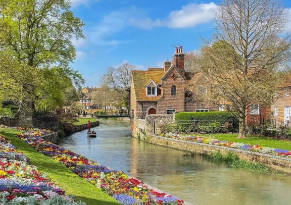 3-Day Tour of Leeds Castle, Canterbury, Cambridge, Oxford, Bath and Windsor in Chinese | Roundtrip from London 