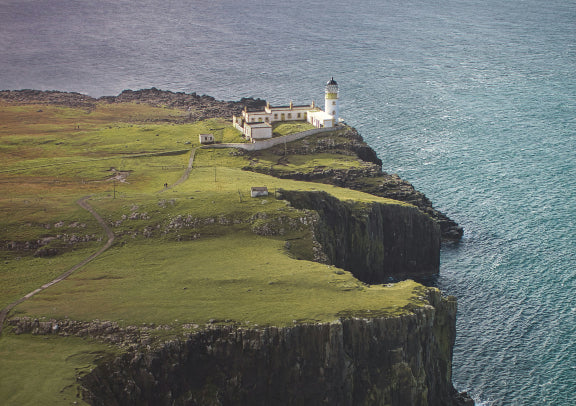 Chinese-speaking tour: 6-day highlight tour of the Lake District, Scottish Highlands, Edinburgh, Whitby, Isle of Skye, and Oxford (departs Saturday) 