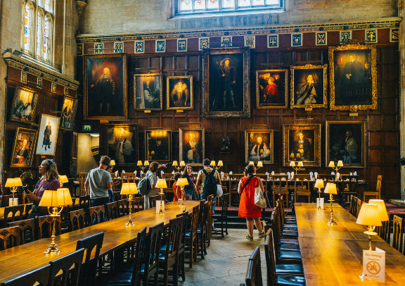 One-day Chinese tour of Cambridge and Oxford in the UK | Roundtrip from London 