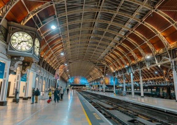 London Paddington Station - Heathrow Airport