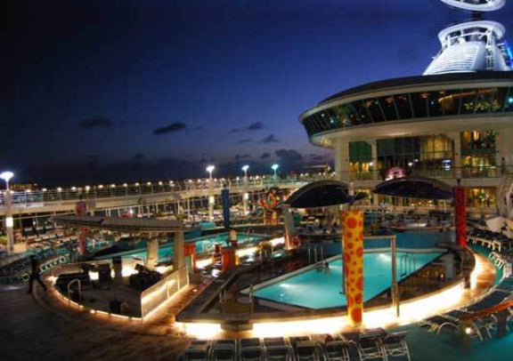 [2027 Cruise] Royal Caribbean Mariner of the Seas 4-Day Zeebrugge, Belgium Cruise - Southampton Round Trip 