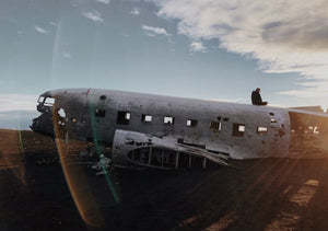 「精緻中文團」冰島三日遊：黃金圈+南岸風景+飛機殘骸+藍色冰洞探險