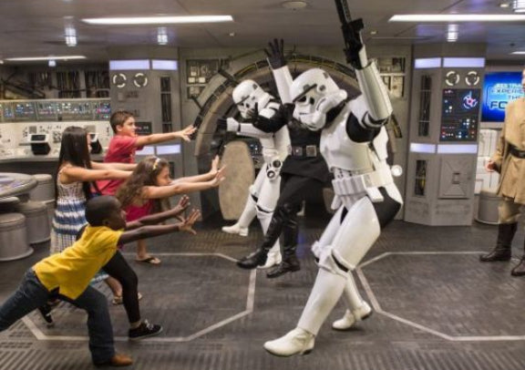 【2026邮轮】迪士尼梦想号5日西班牙拉科魯尼亞之旅 - 南安普顿往返