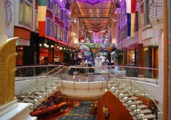 【2026邮轮】皇家加勒比海洋自由号3日法国勒阿弗尔之旅 - 南安普顿往返