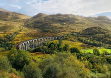 将图片加载到图库查看器，英国爱丁堡往返苏格兰高地雅各布哈利波特霍格沃茨特快列车一日游
